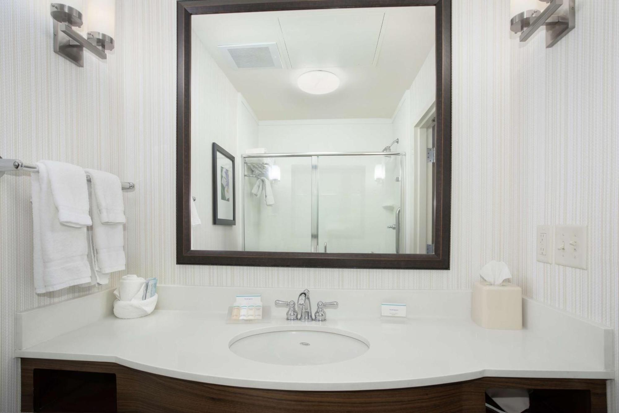 Hilton Garden Inn Lincoln Downtown/Haymarket Extérieur photo